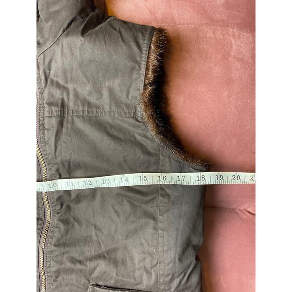 Unbranded Faux Fur Women's Reversible Vest Size Small 2 Pocket Dark Brown - Picture 9 of 11